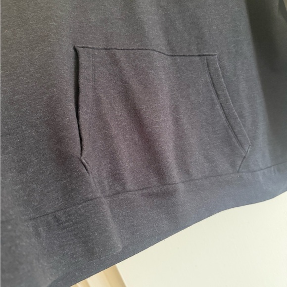 PINK Victoria's Secret Black V-Neck Sweater - Picture 5 of 8